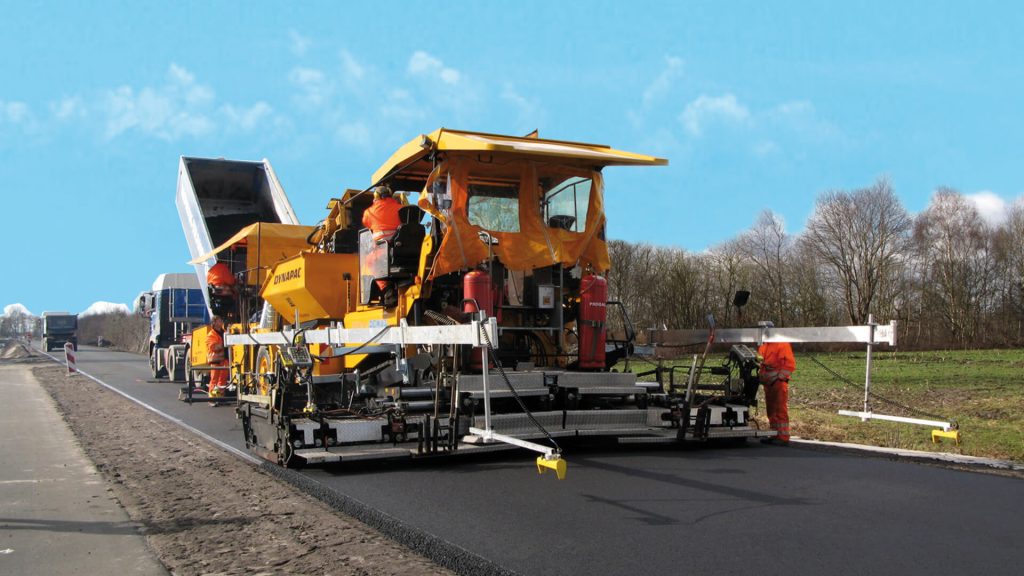 RoadCon-Paver-Mood-1920x1080-004